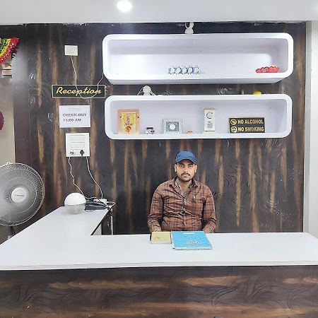 Hotel Kanha Shyam Madhubani Екстериор снимка