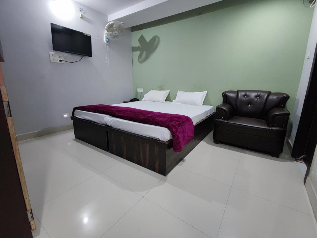Hotel Kanha Shyam Madhubani Екстериор снимка