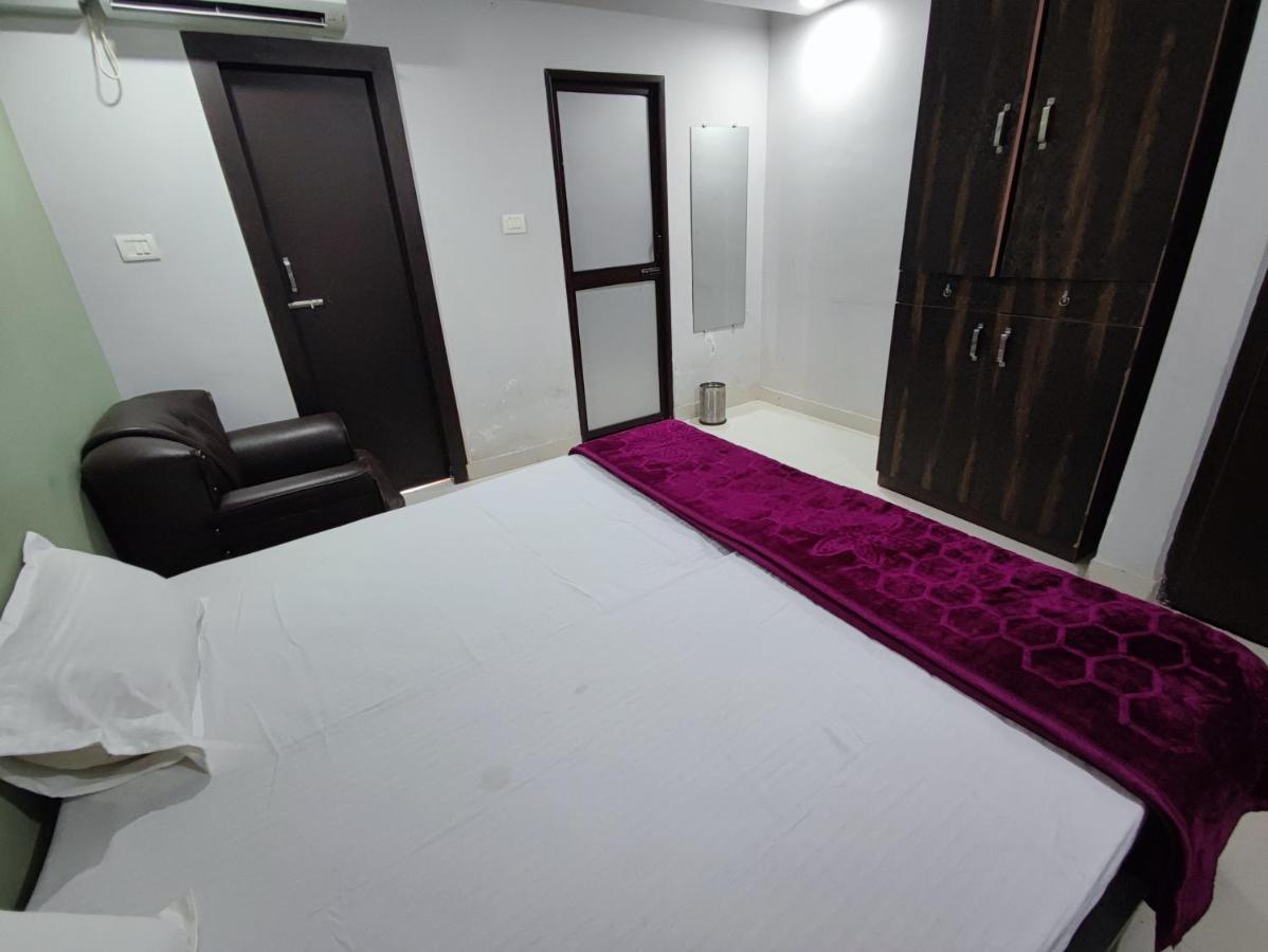 Hotel Kanha Shyam Madhubani Екстериор снимка