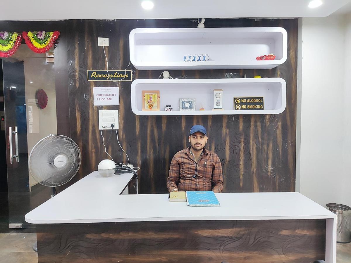Hotel Kanha Shyam Madhubani Екстериор снимка