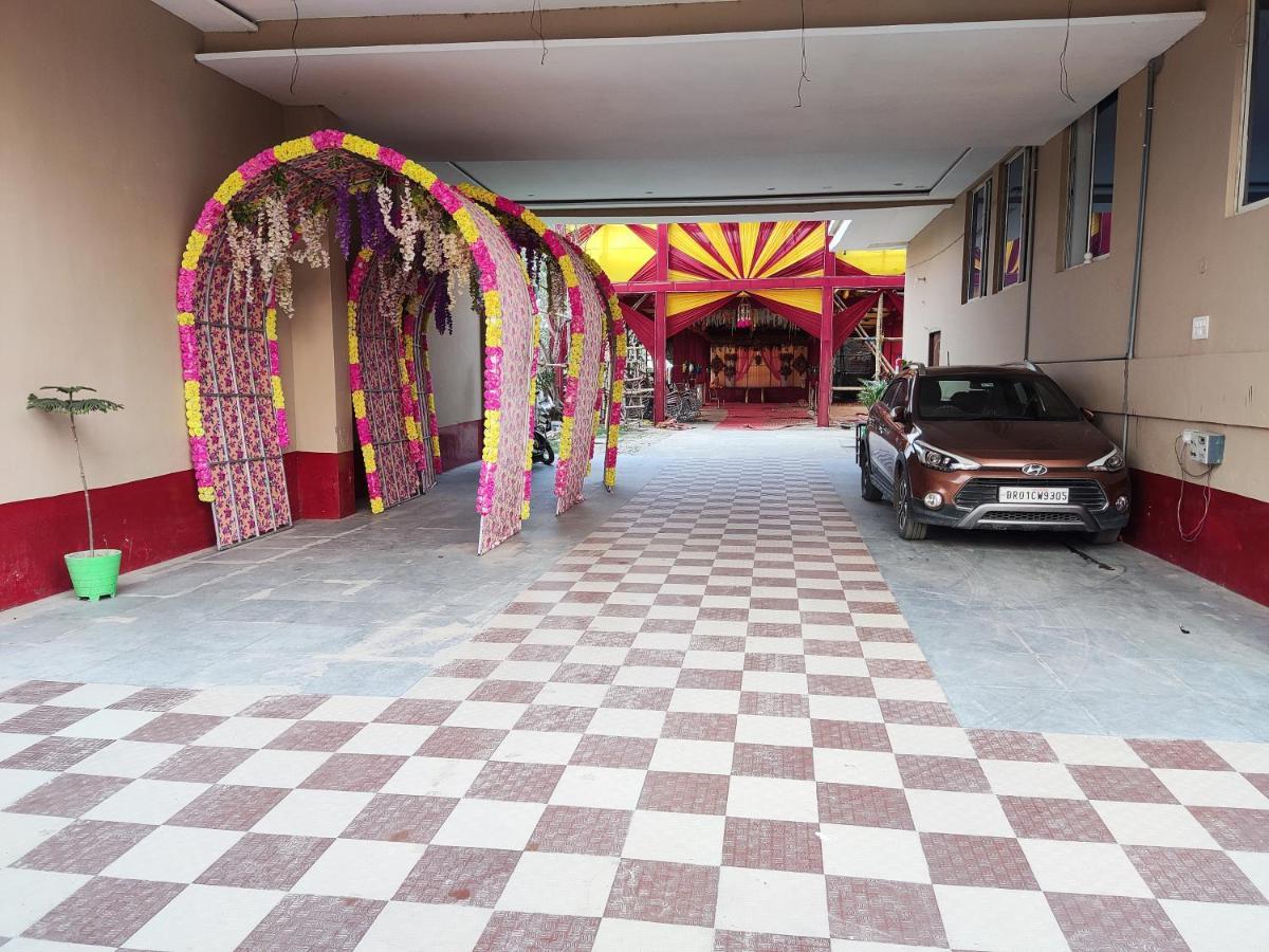 Hotel Kanha Shyam Madhubani Екстериор снимка