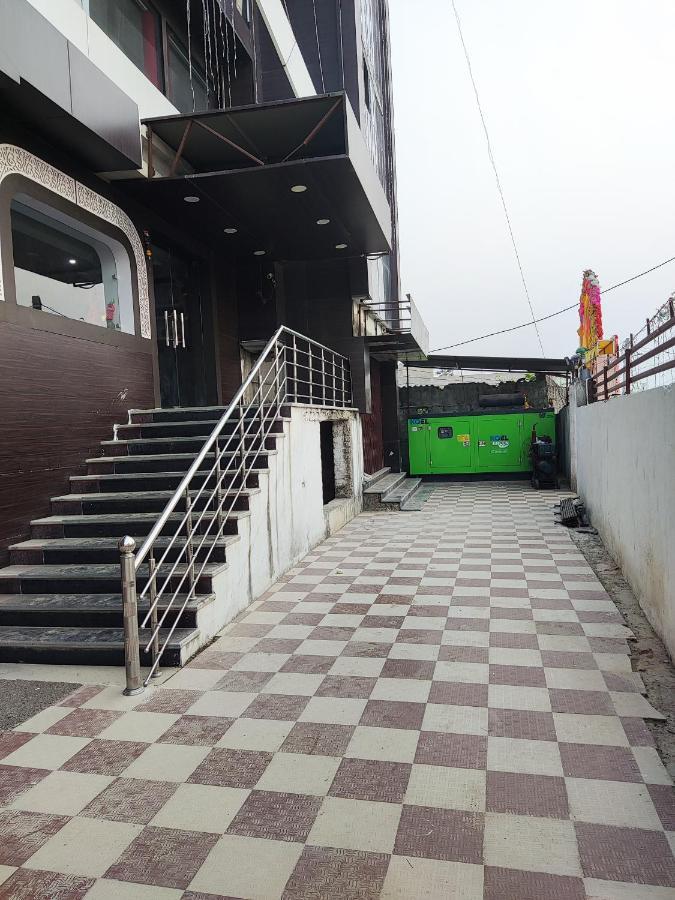 Hotel Kanha Shyam Madhubani Екстериор снимка